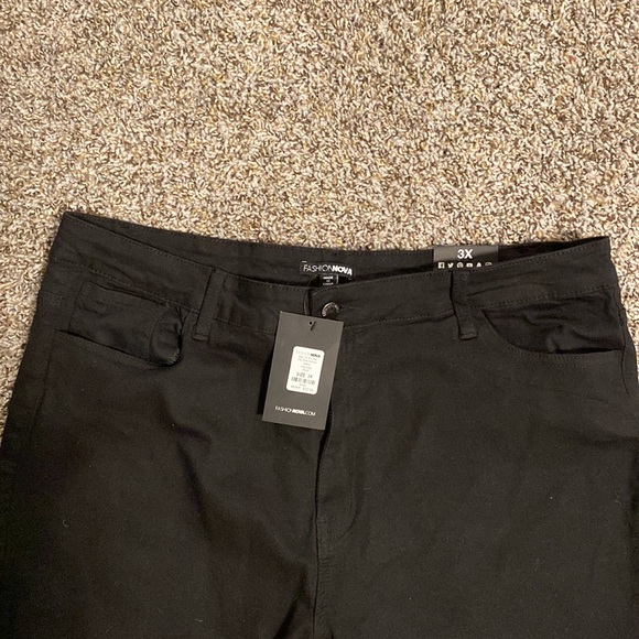 See Ya On The Flip Side Skinny Jeans - Picture 3 of 5